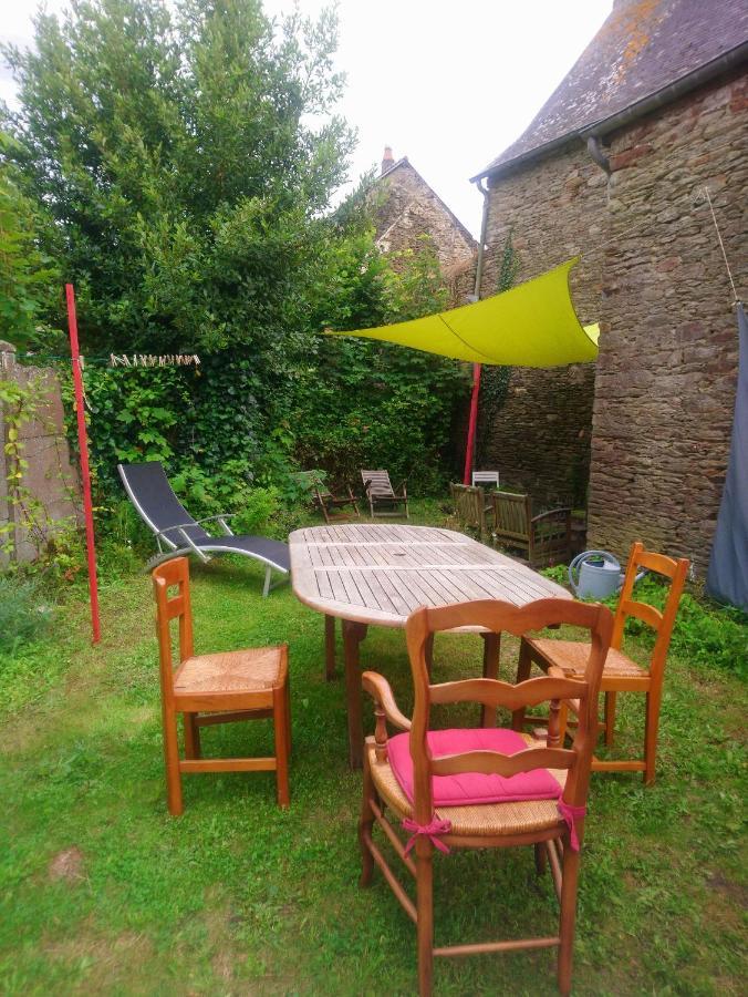 Chambre D'Art Josselin Exterior foto